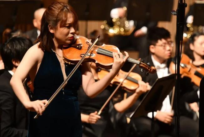 上海交响乐团最年轻首席-柳鸣